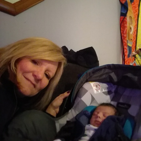 Meet your Posher, Donna - Picture 1 of 1